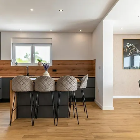 Katarina Zadarvillas Villa