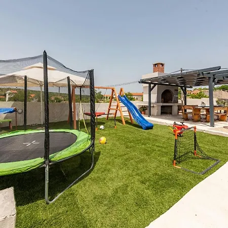 Katarina Zadarvillas Villa