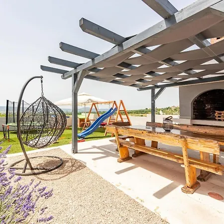 Katarina Zadarvillas Villa