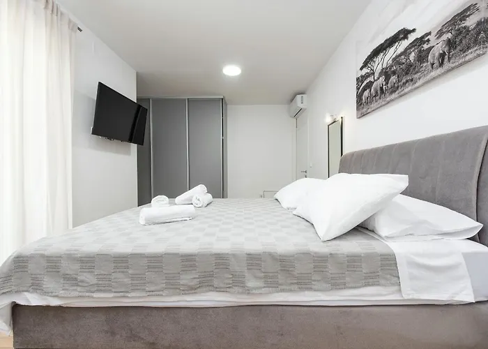 Вилла Katarina Zadarvillas Tinj